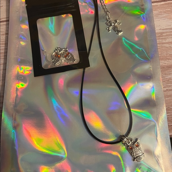 NWT Owl and Scarecrow Necklace & Earrings Set - Picture 6 of 6